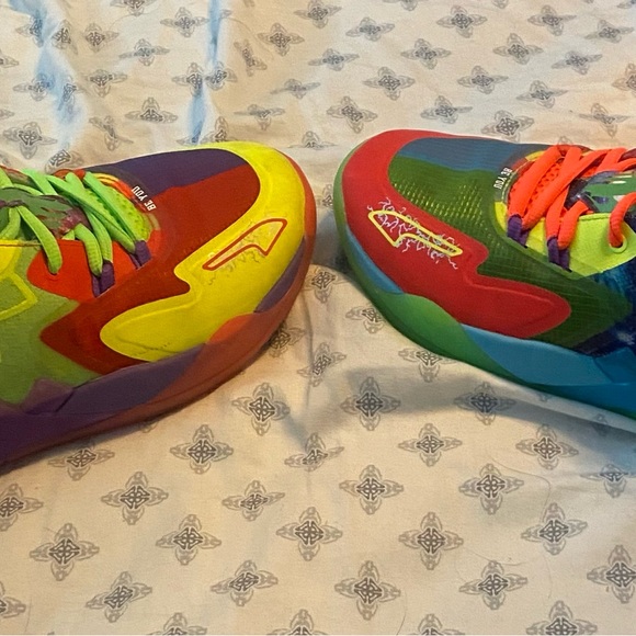 LaMelo 1s Mismatch Basketball Shoes - Picture 3 of 4